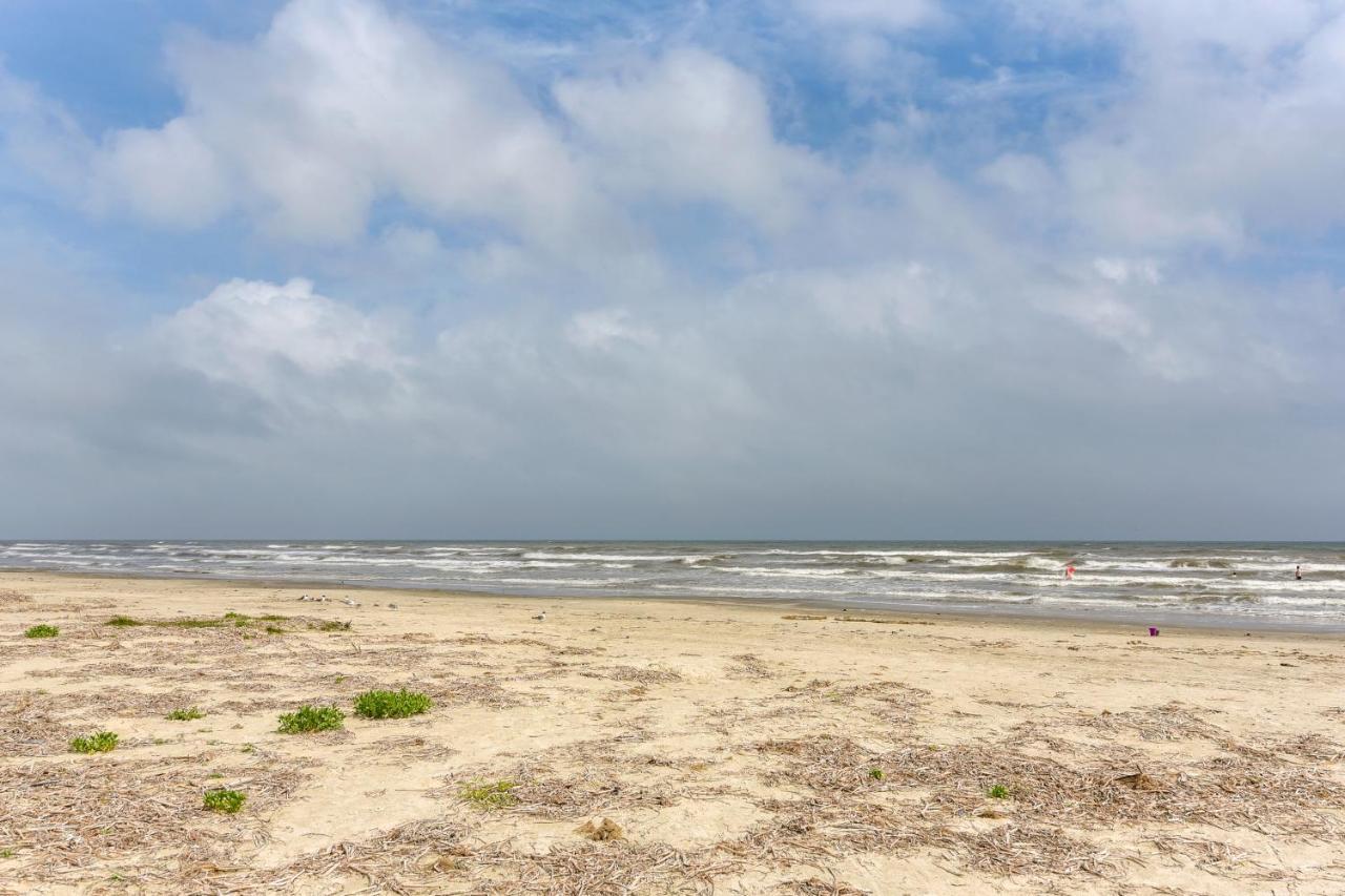 Galveston Townhome With Balconies Walk To Beach! Экстерьер фото